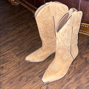 Acme Cowboy Boots